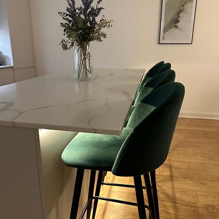 Lux 2 Bedroom Ground Floor Apartment EDI Buitenkant foto