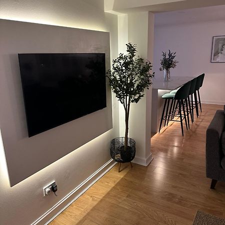 Lux 2 Bedroom Ground Floor Apartment EDI Buitenkant foto
