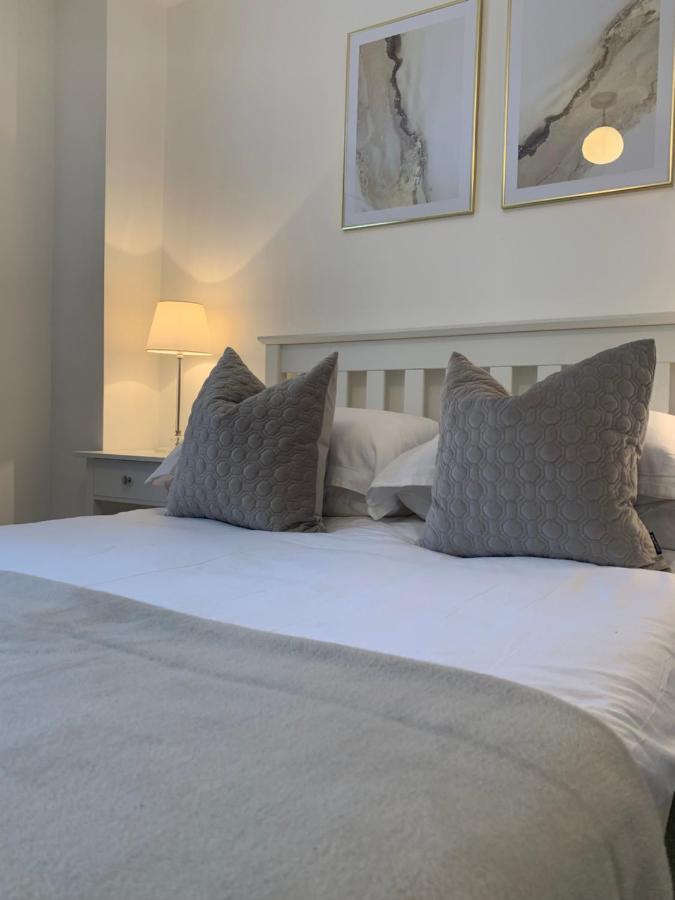 Lux 2 Bedroom Ground Floor Apartment EDI Buitenkant foto
